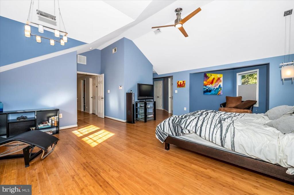 2 DUNCAN BRANCH CT