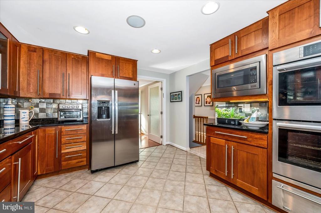 2 DUNCAN BRANCH CT