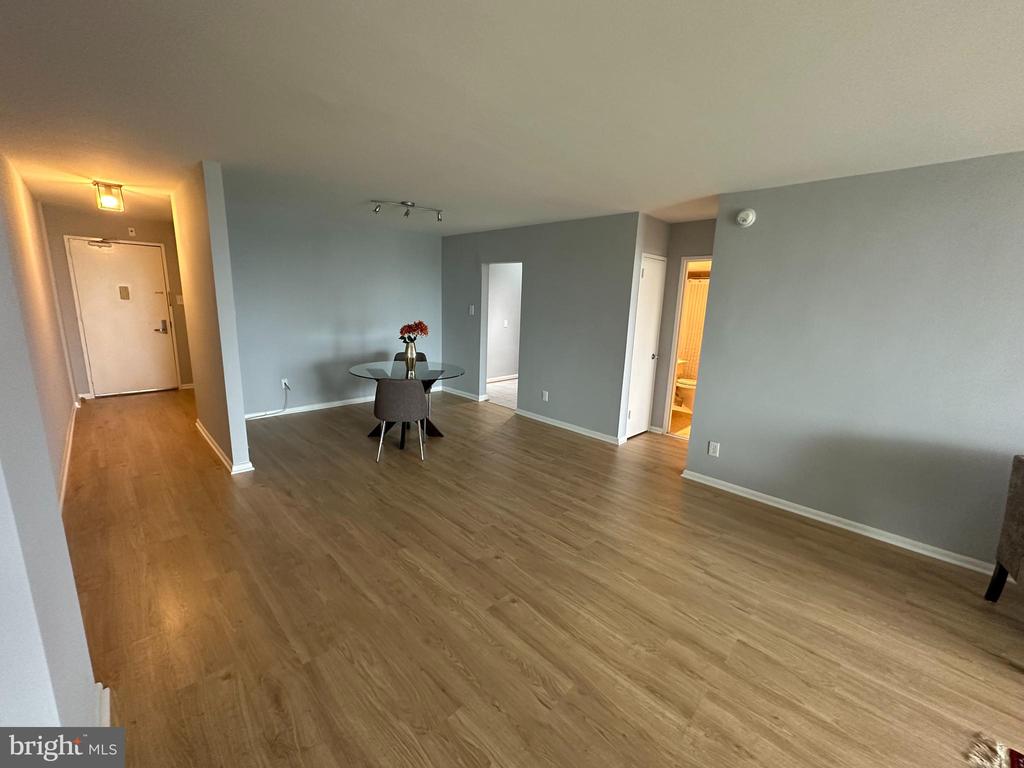 5101 RIVER ROAD Unit: 1711