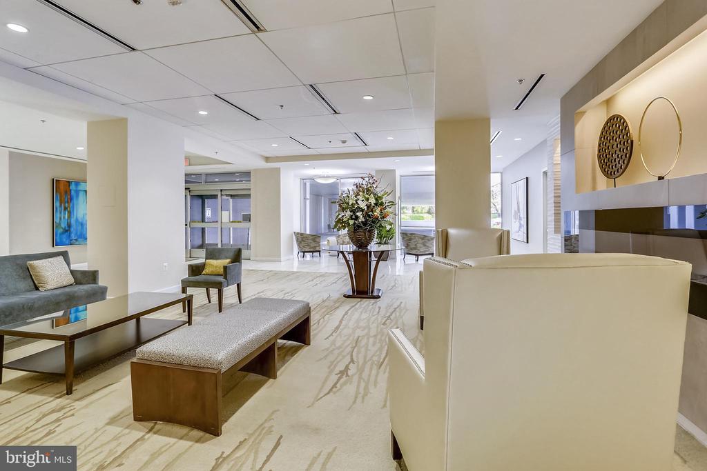5101 RIVER ROAD Unit: 1711