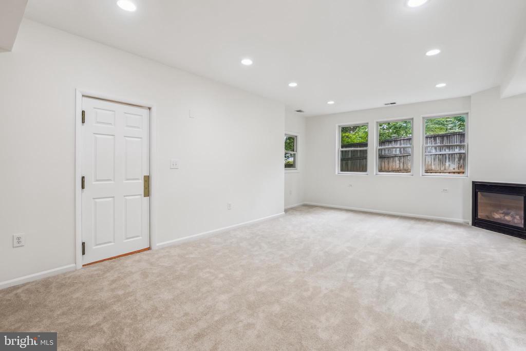 6503 WILMETT ROAD