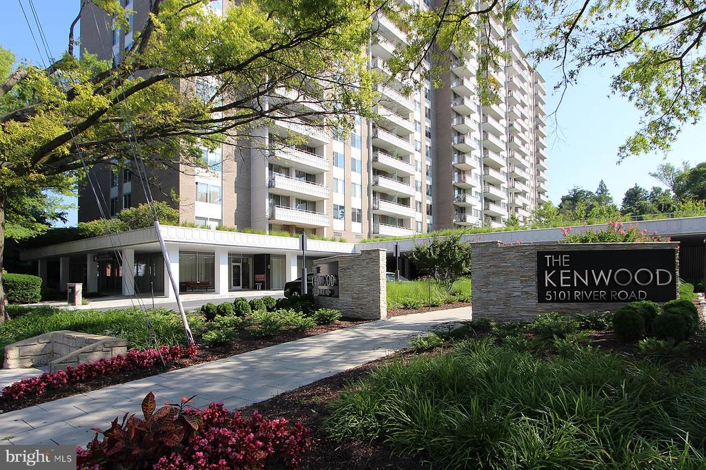 5101 RIVER ROAD Unit: 1504