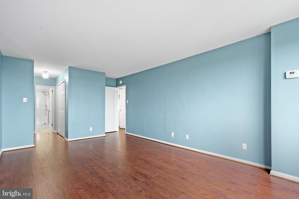 5101 RIVER ROAD Unit: 1504