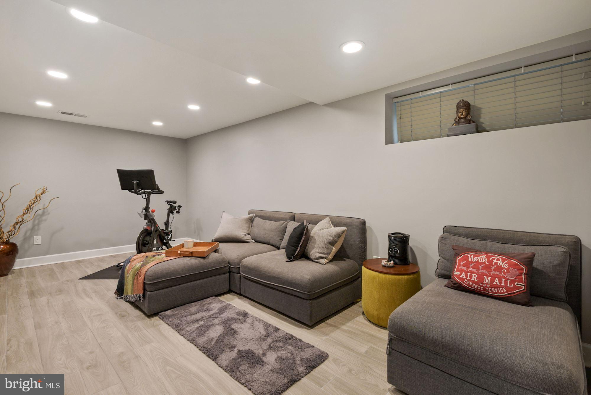 11804 STONEWOOD LANE