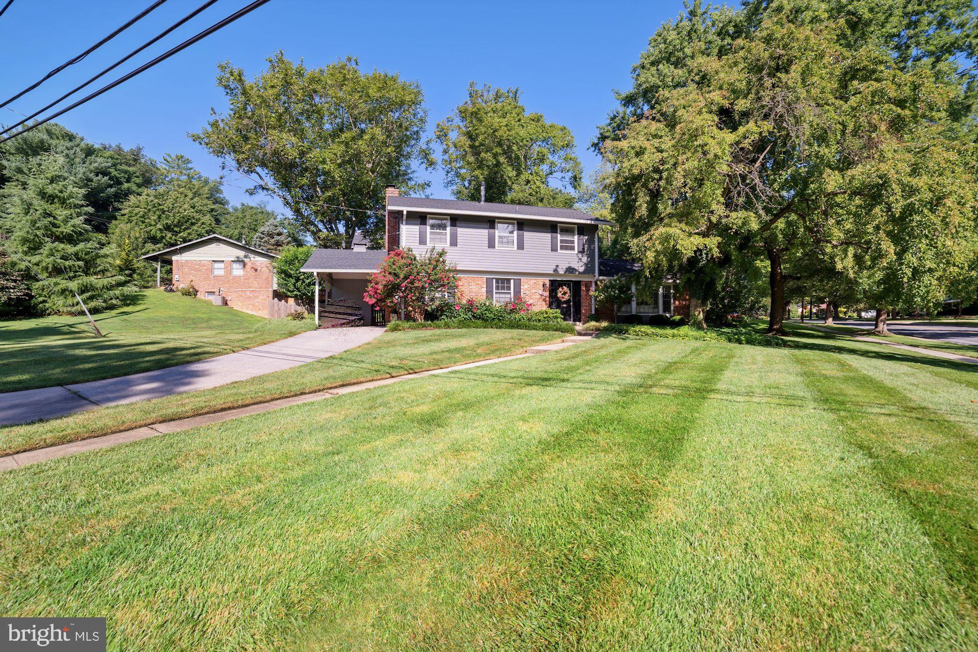 11804 STONEWOOD LANE