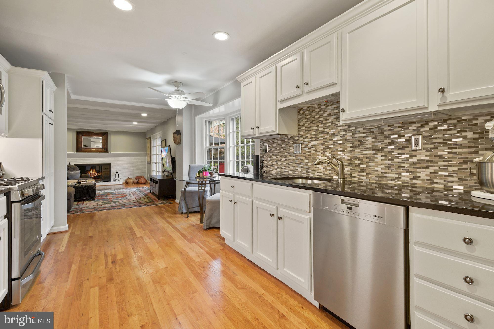 11804 STONEWOOD LANE