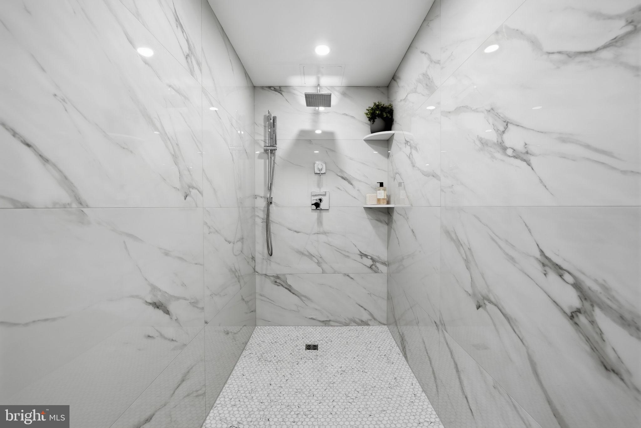 4550 N PARK AVENUE 807