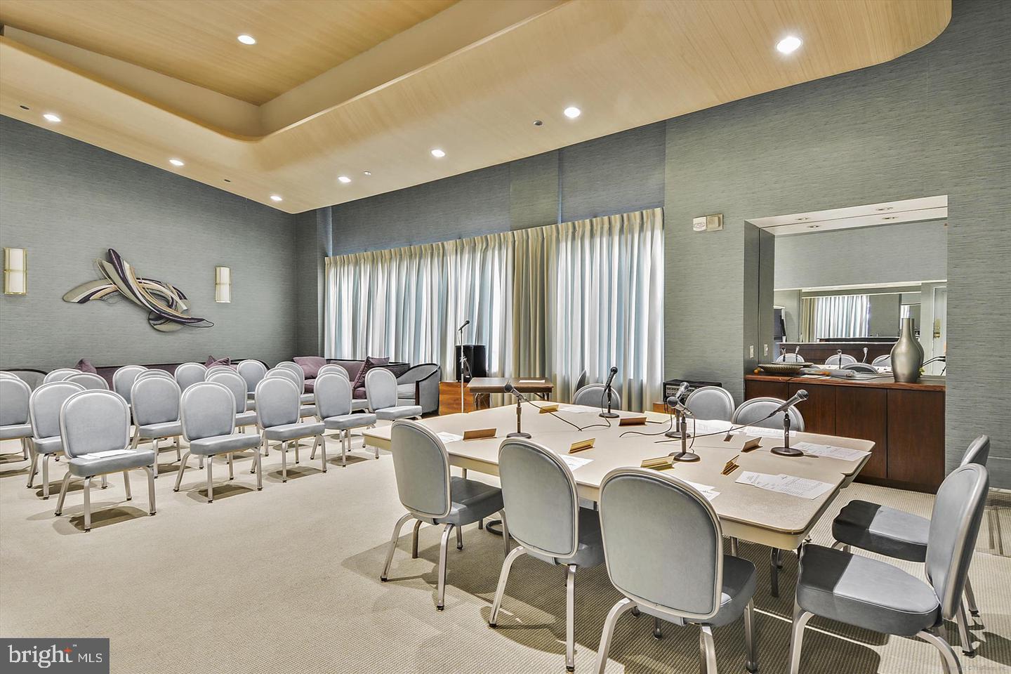 4550 N PARK AVENUE 807