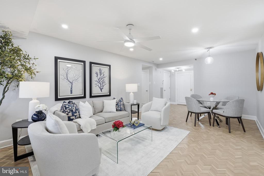 4550 N PARK AVENUE Unit: 807