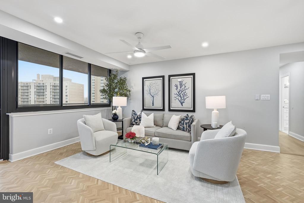 4550 N PARK AVENUE Unit: 807