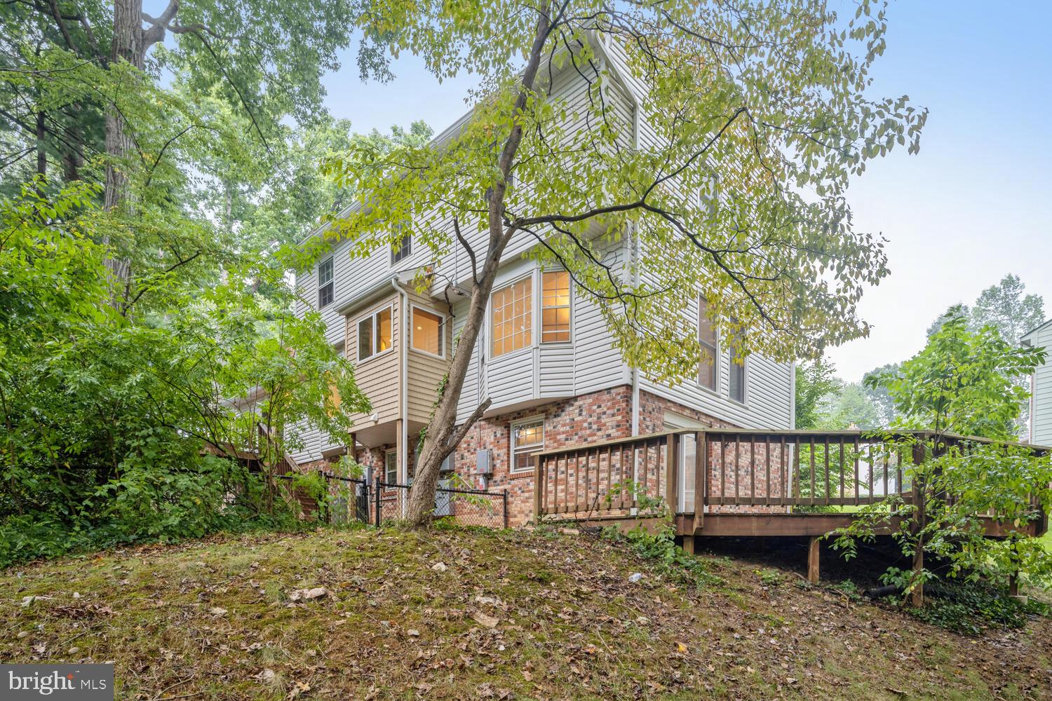 1900 Miracle Ln