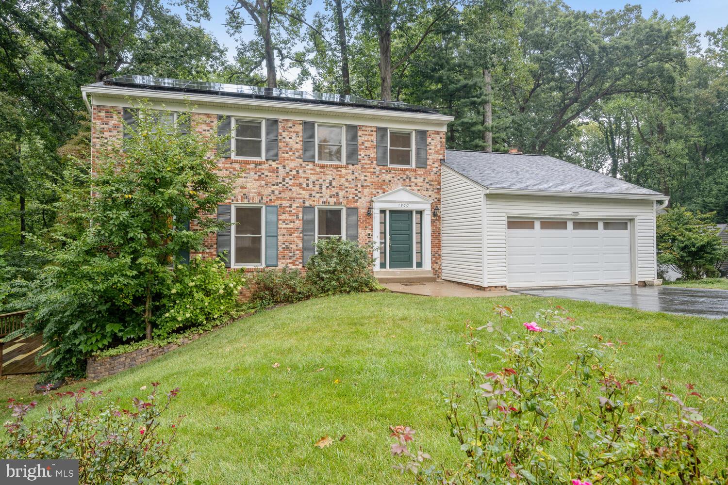 1900 Miracle Ln