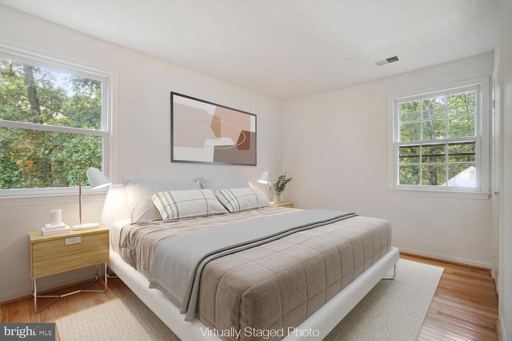 1900 Miracle Ln