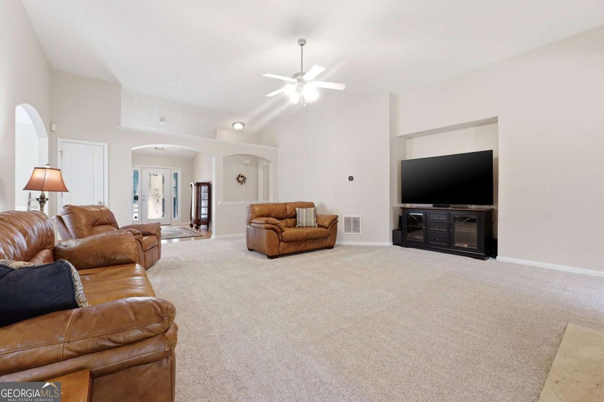 1265 Creek Pointe Circle