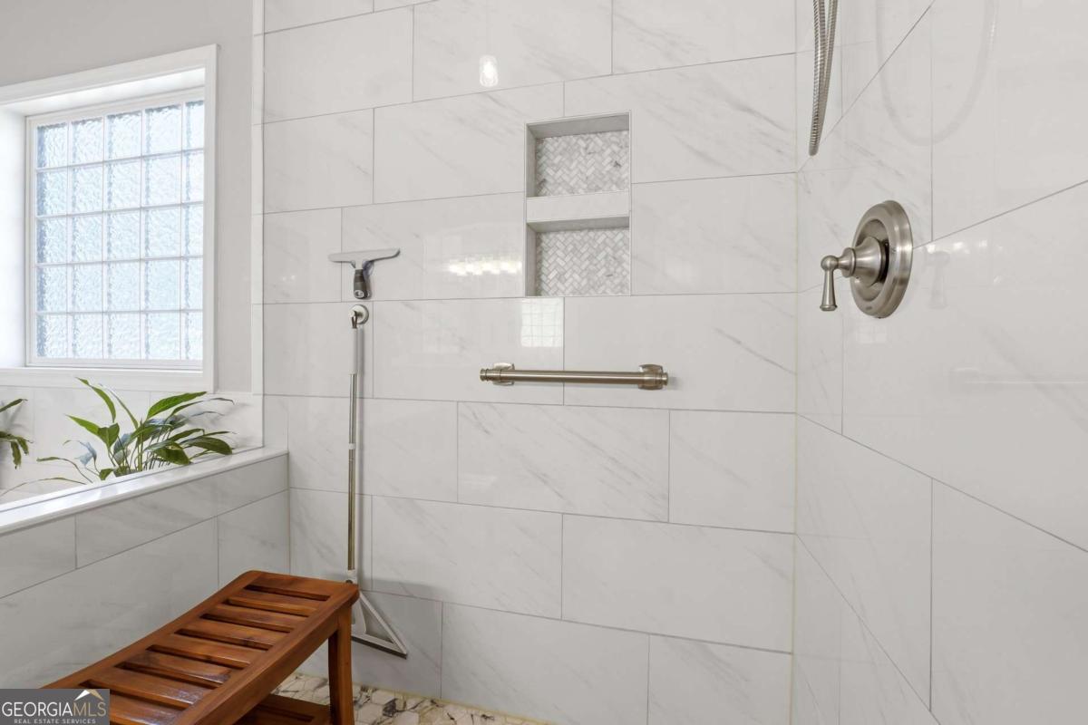 1265 Creek Pointe Circle