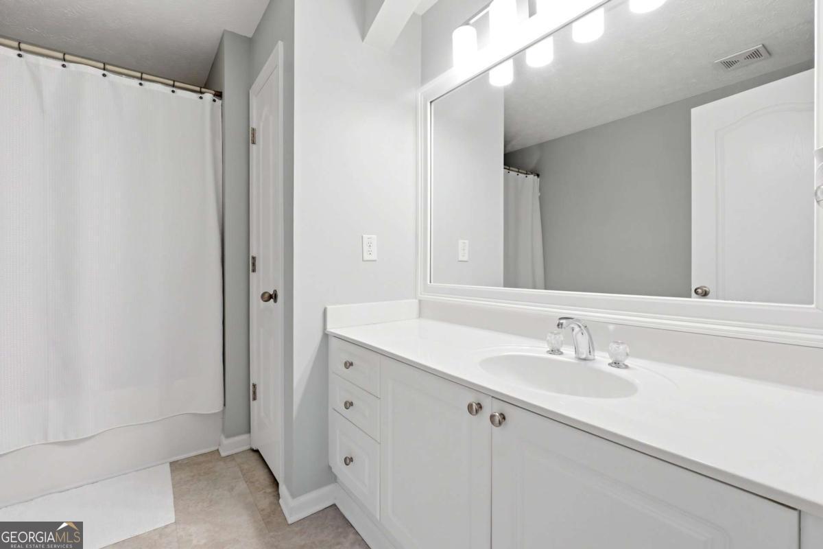 1265 Creek Pointe Circle