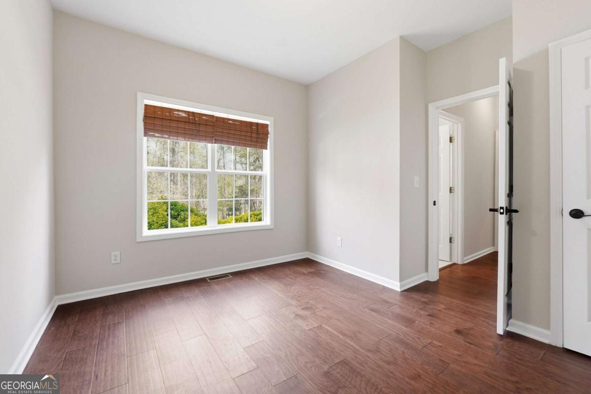 2328 Coinsborough Way