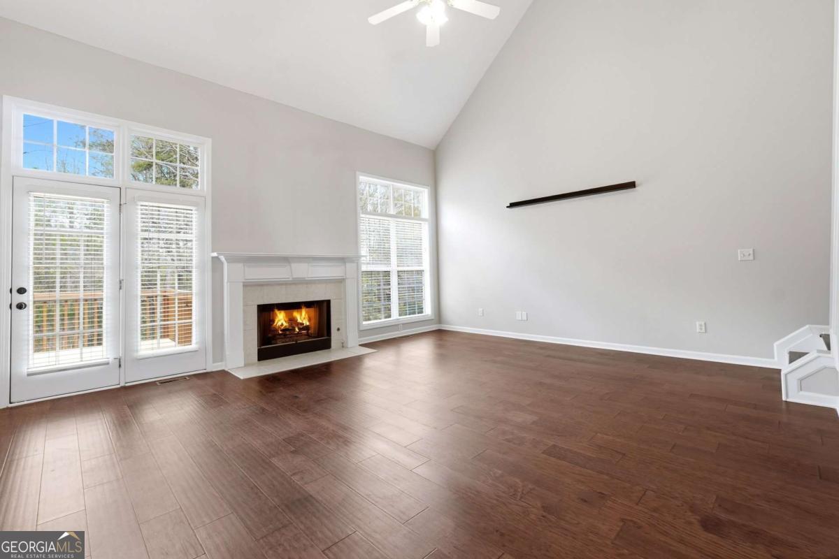 2328 Coinsborough Way