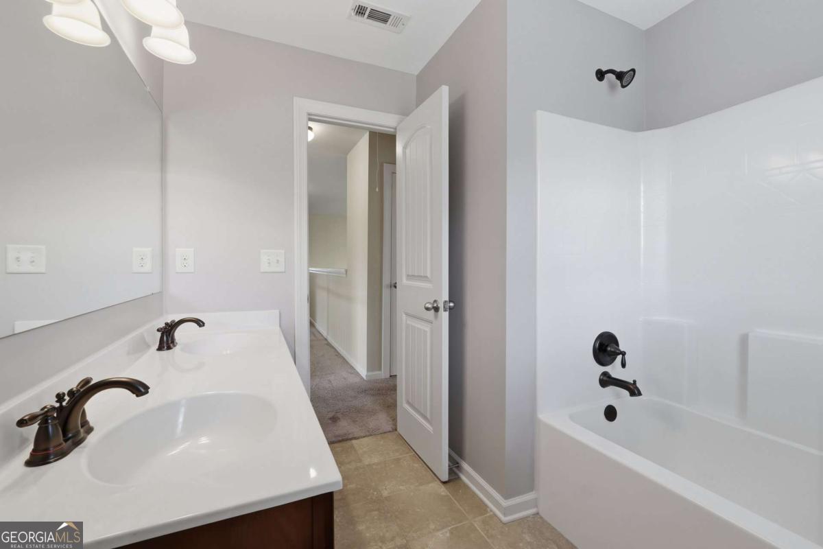 7425 Whistling Duck Way