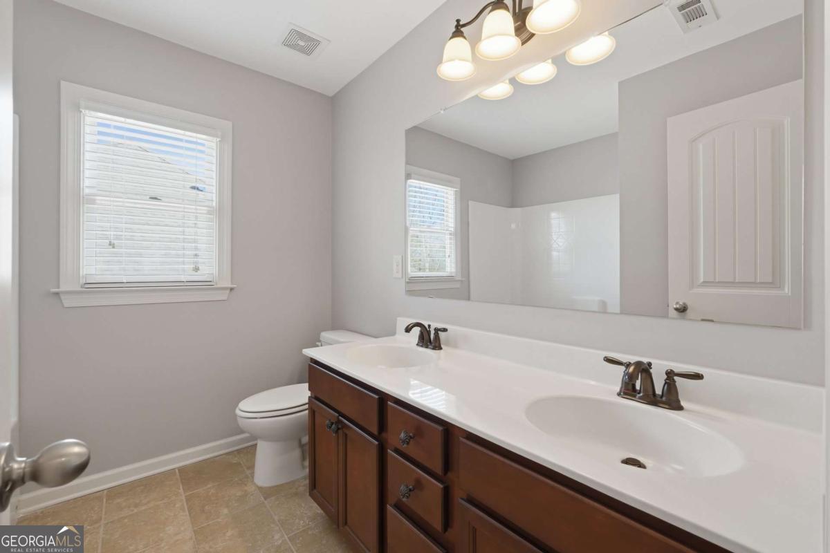 7425 Whistling Duck Way