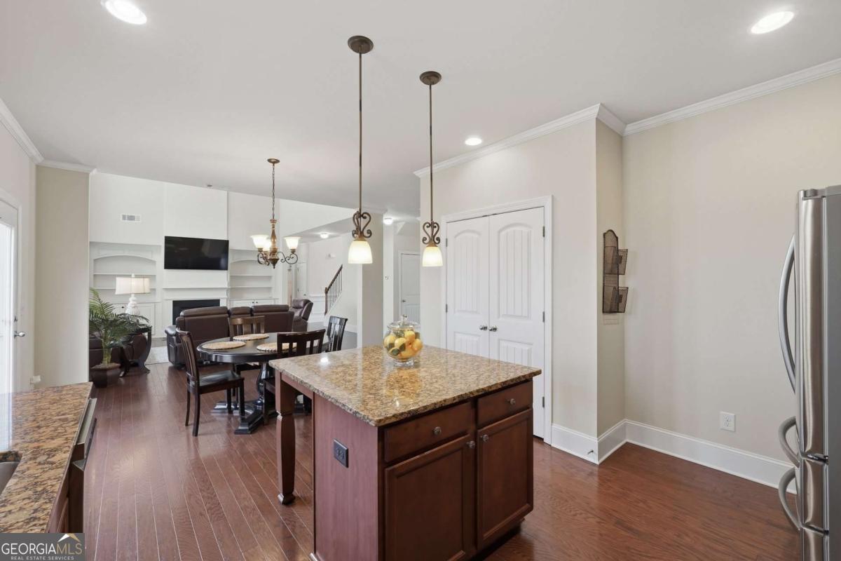 7425 Whistling Duck Way