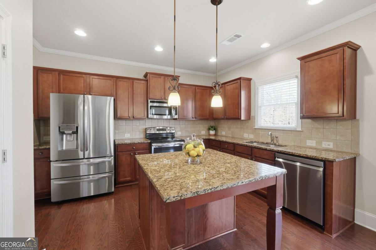 7425 Whistling Duck Way