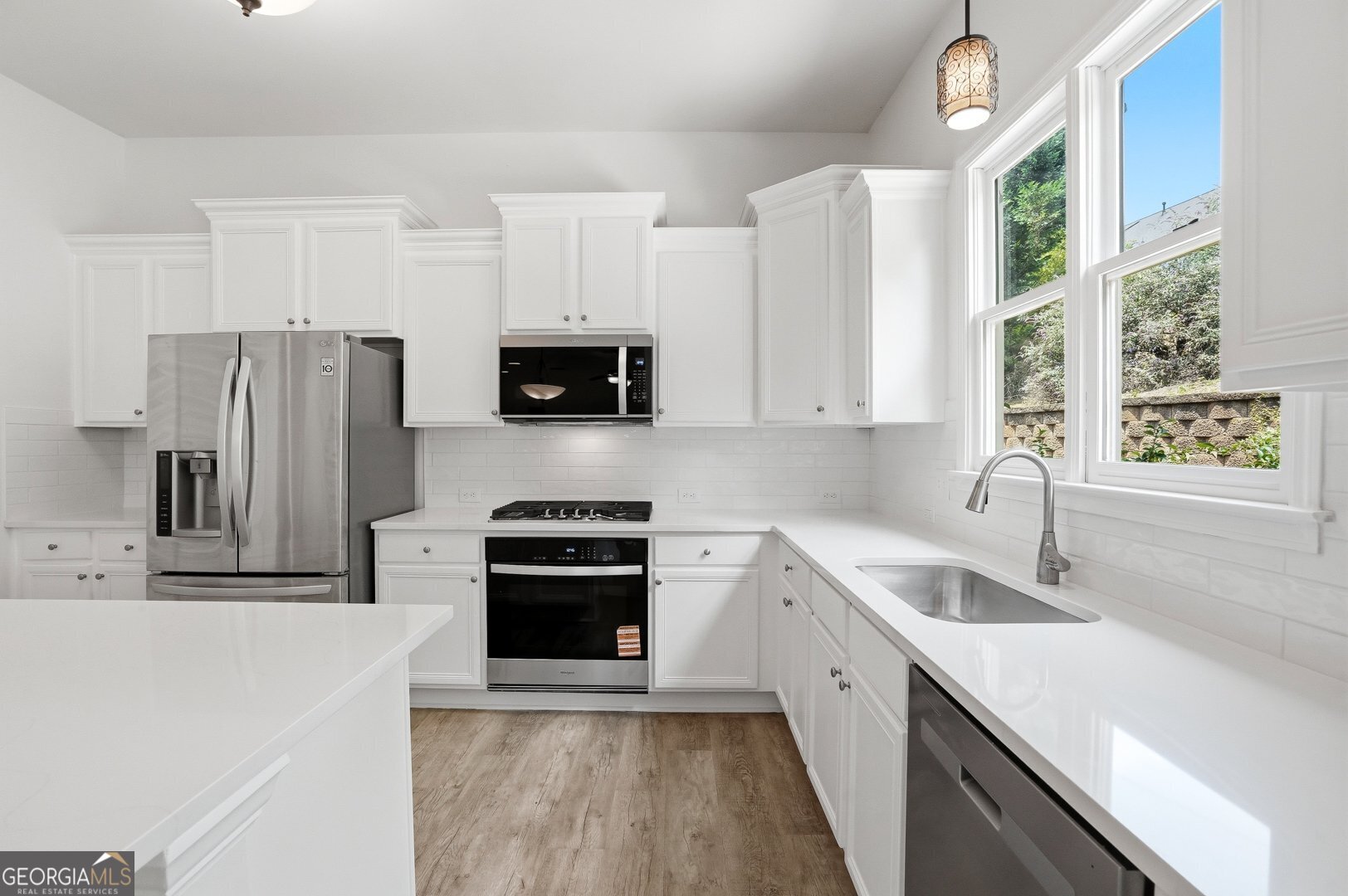 1222 Marinette Way