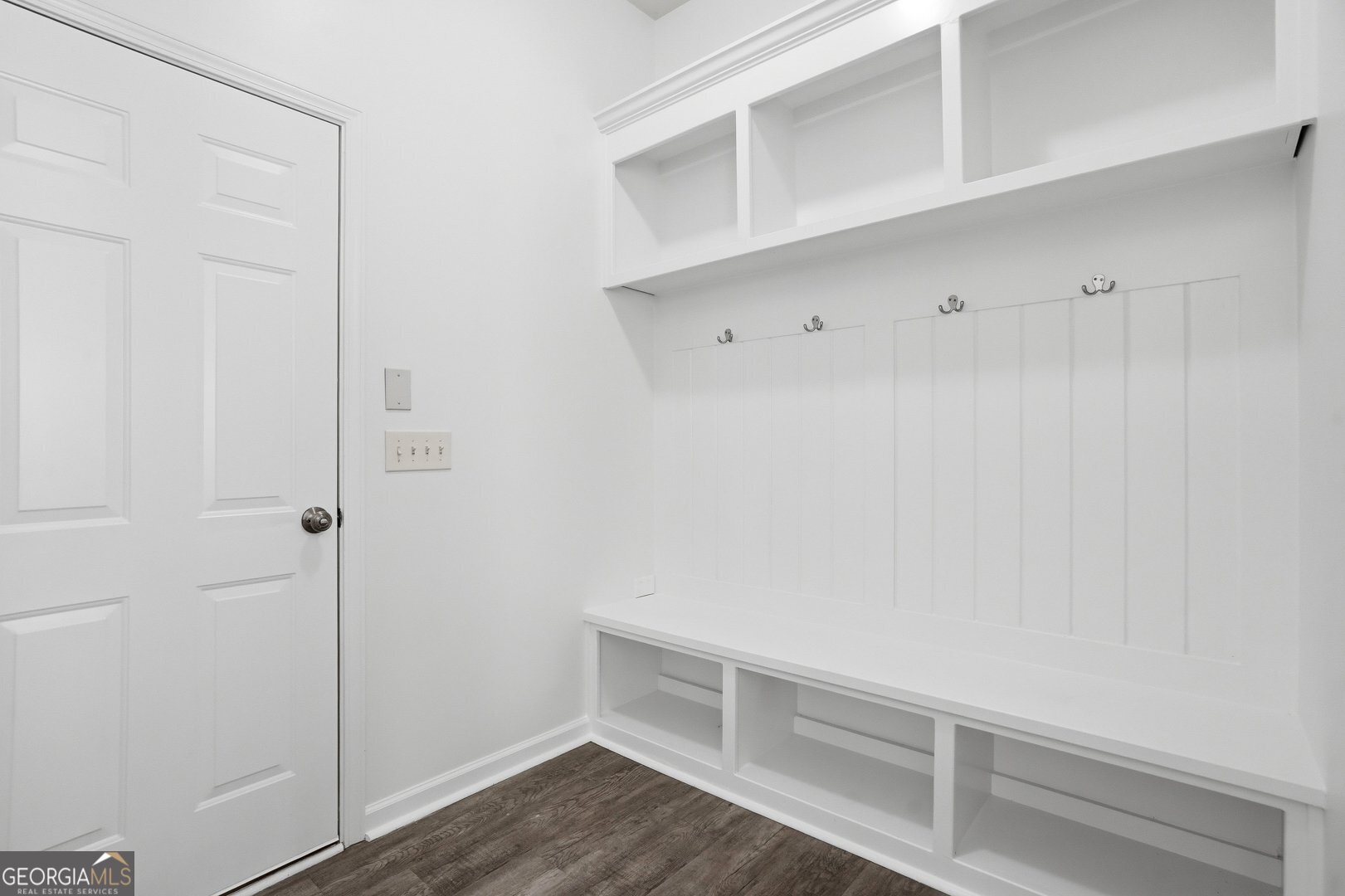 1222 Marinette Way