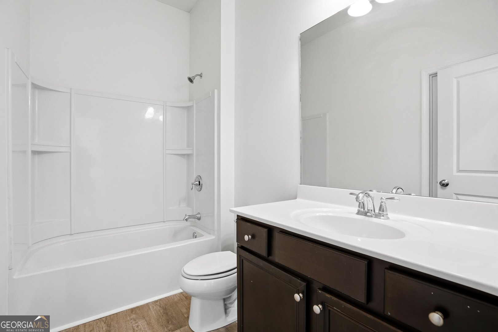 1222 Marinette Way