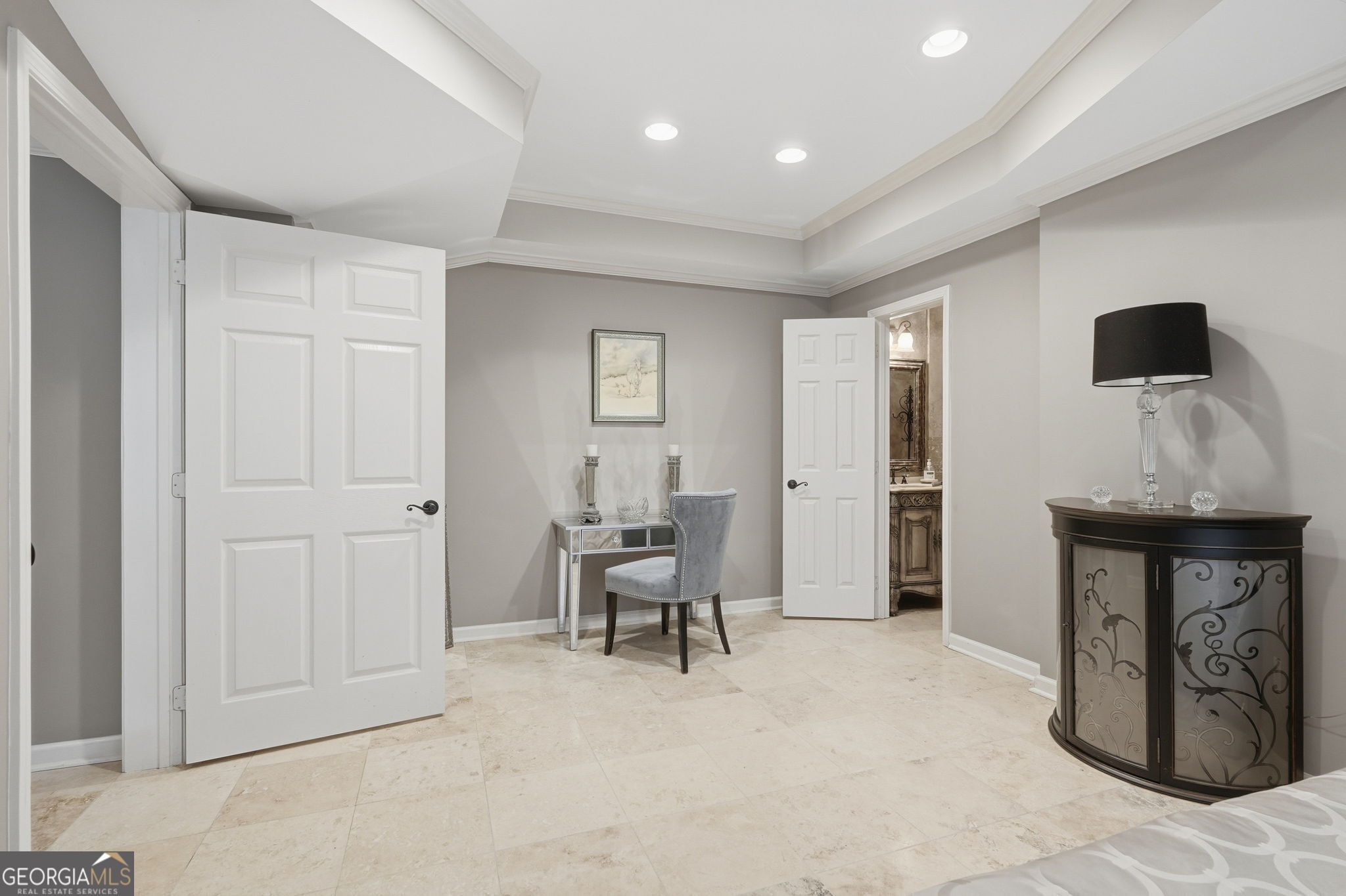 7451 Shady Glen Drive