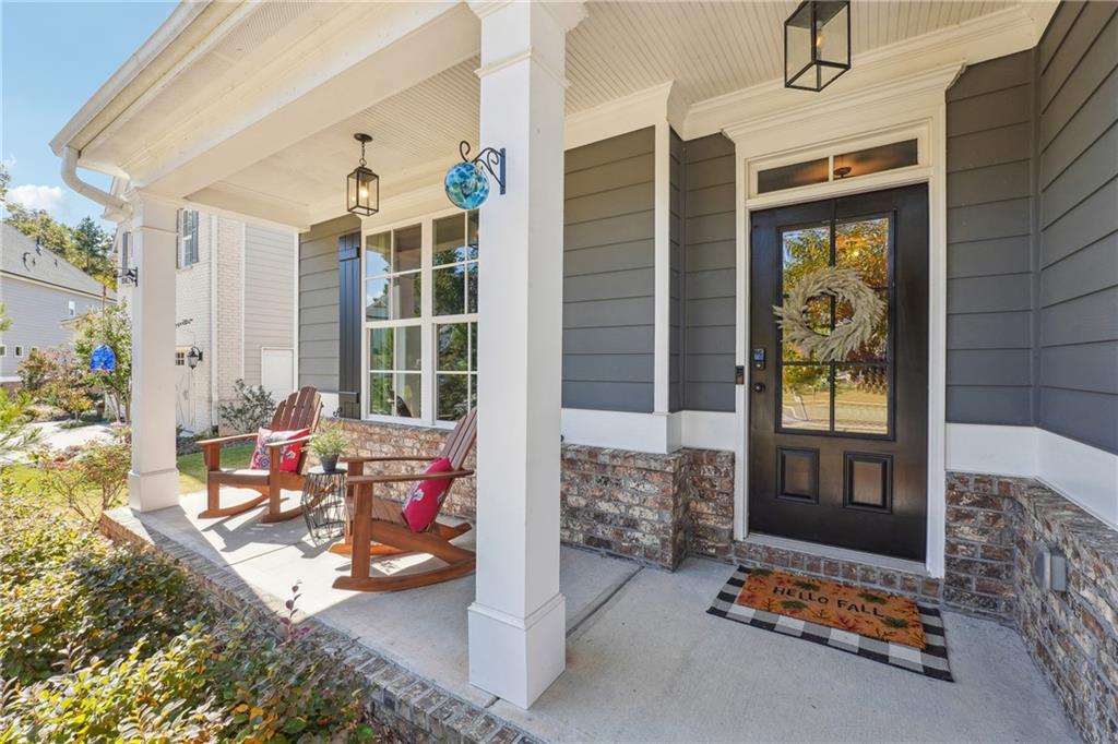 7111 Lake Edge Drive