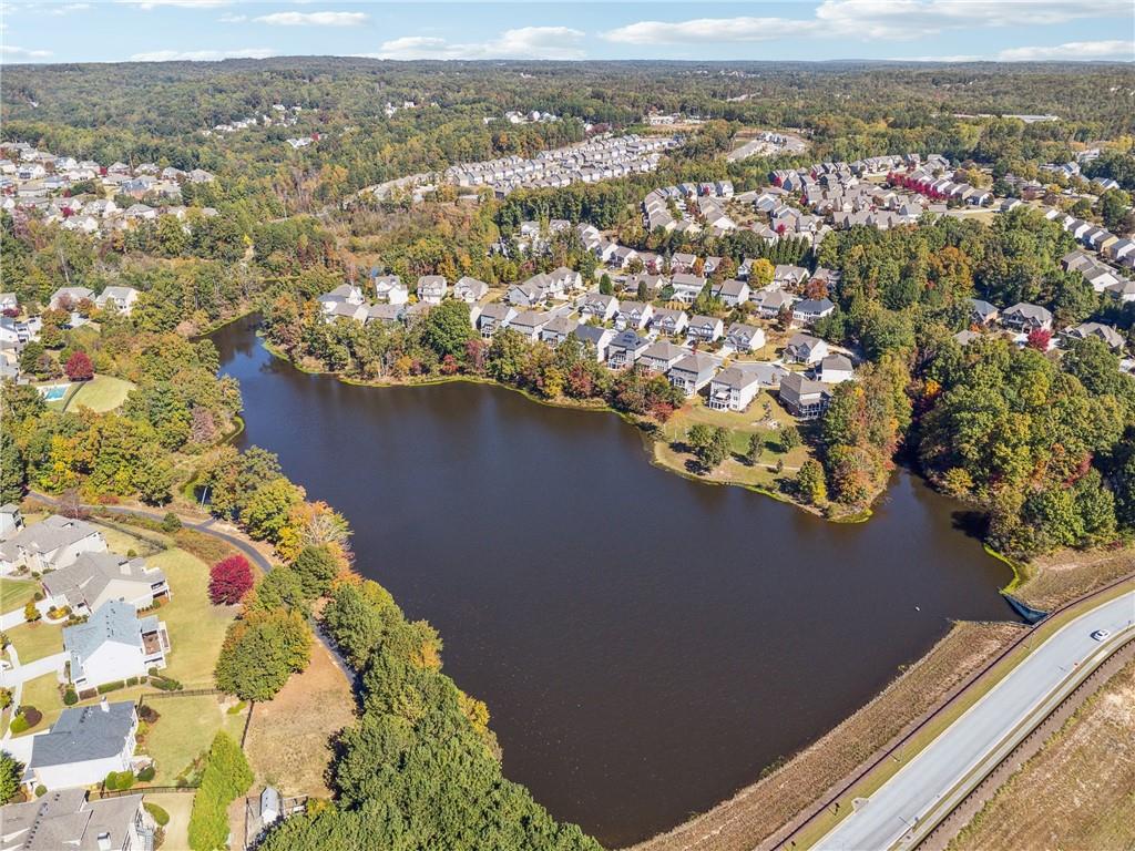 7111 Lake Edge Drive