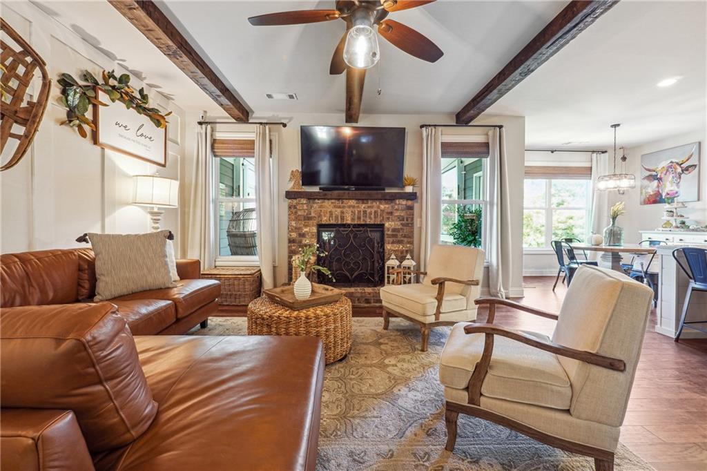 7111 Lake Edge Drive