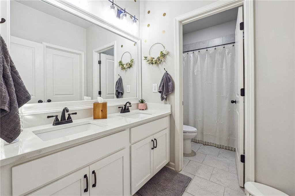 7111 Lake Edge Drive