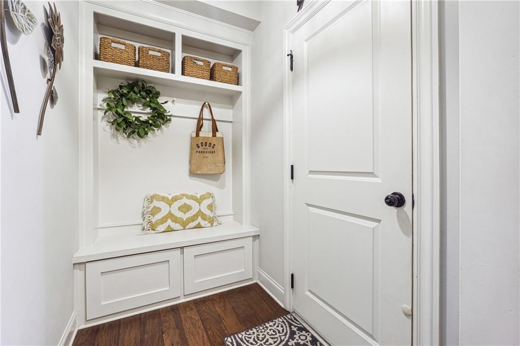 7111 Lake Edge Drive