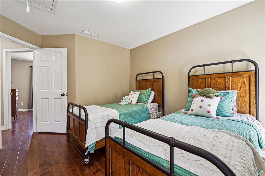 2313 Coinsborough Way