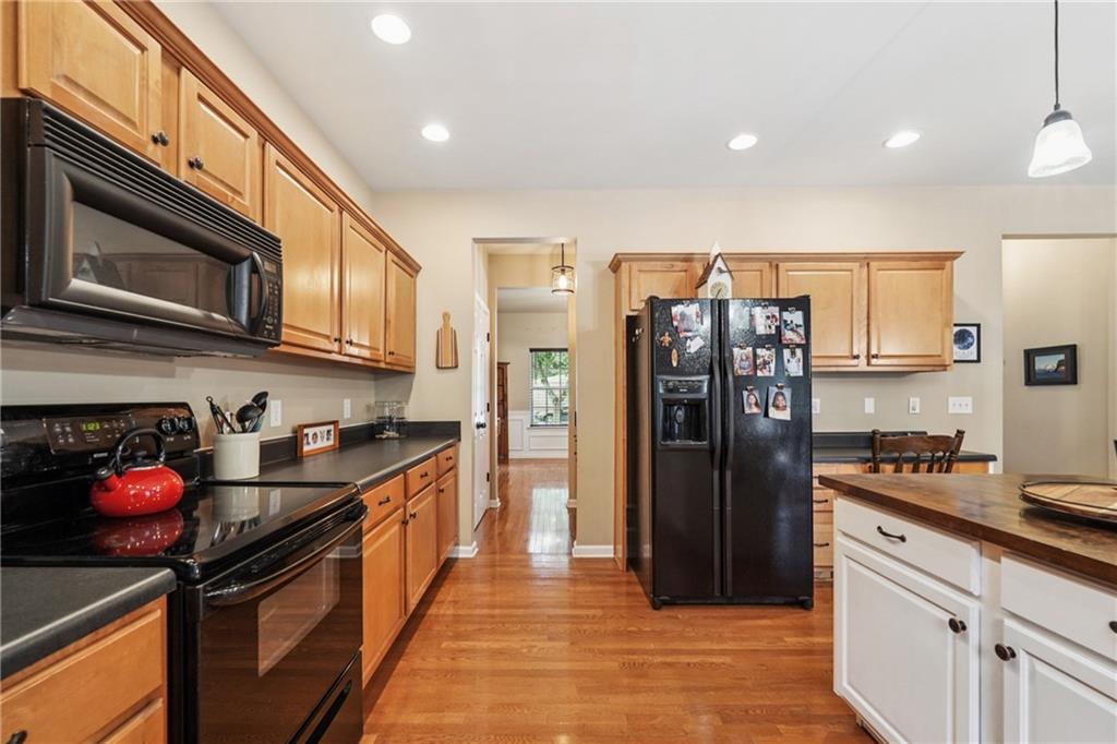 6521 Boulder Crest Court