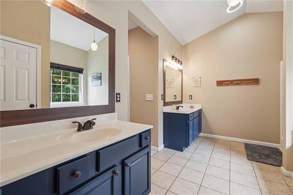 6521 Boulder Crest Court