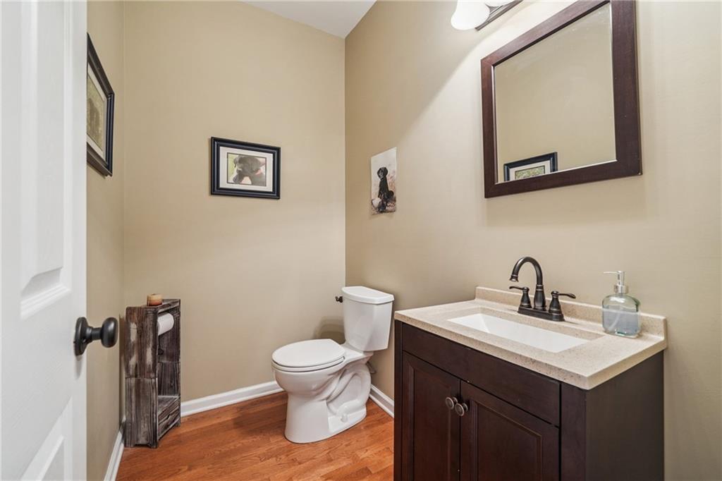 6521 Boulder Crest Court