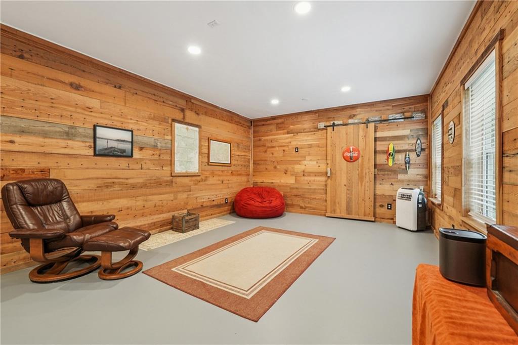 6521 Boulder Crest Court