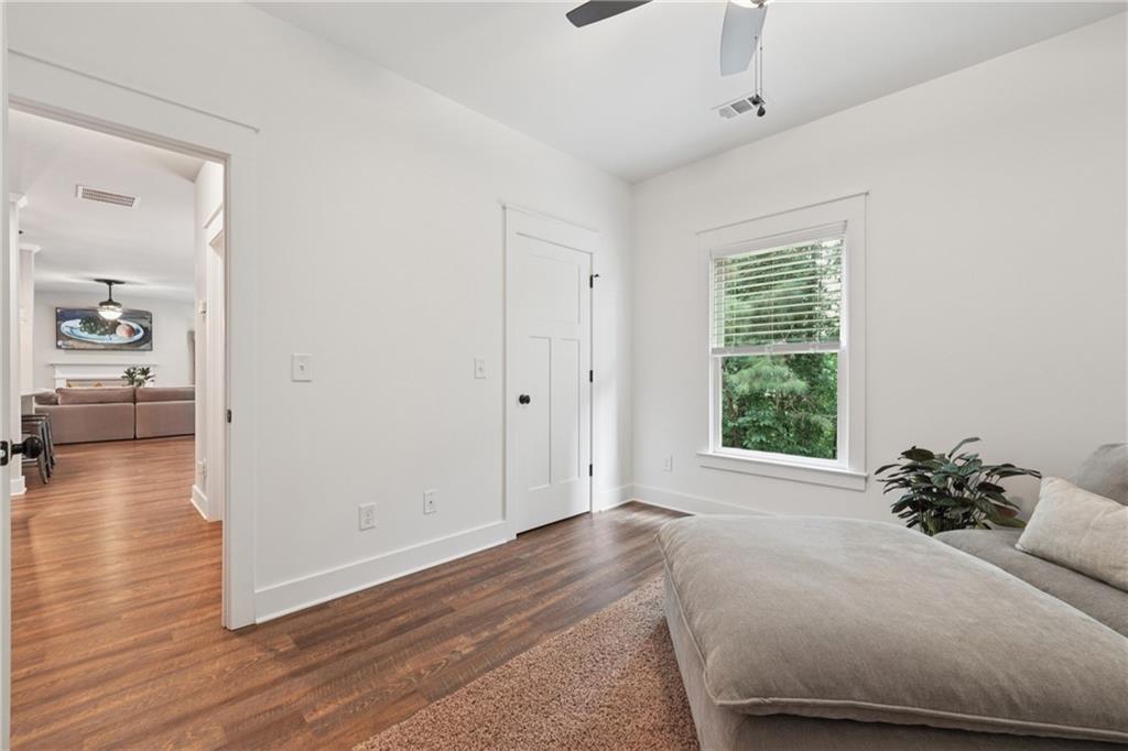 3332 Holly Glen Drive