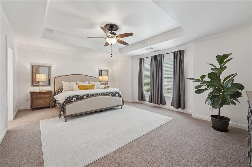 3332 Holly Glen Drive