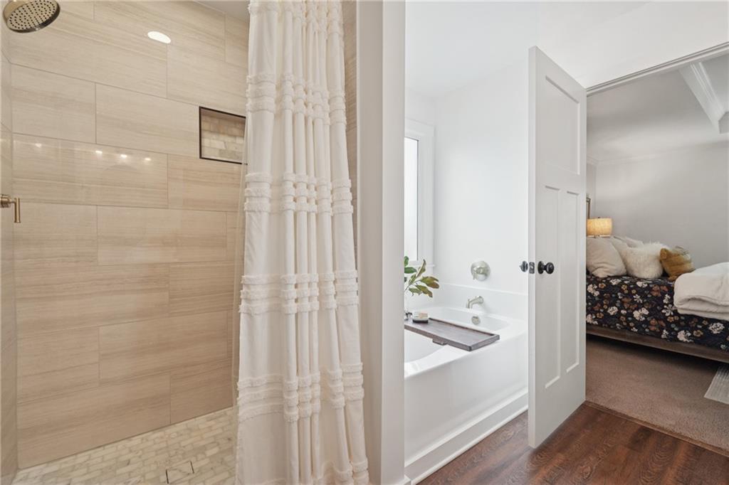 3332 Holly Glen Drive