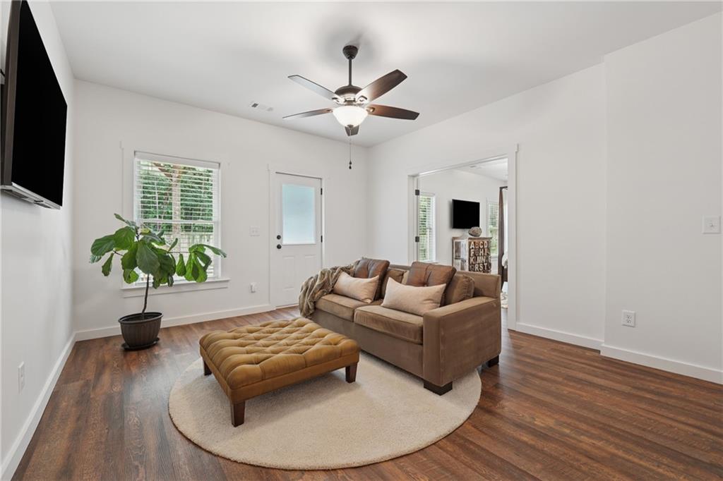 3332 Holly Glen Drive