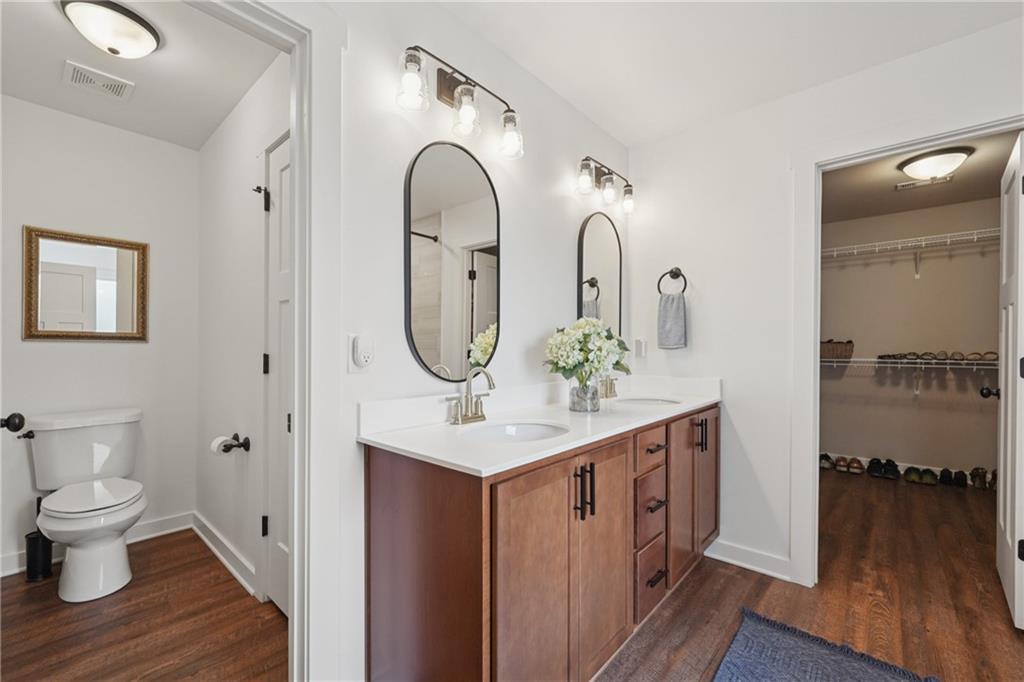 3332 Holly Glen Drive