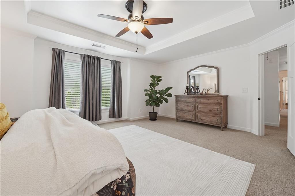 3332 Holly Glen Drive