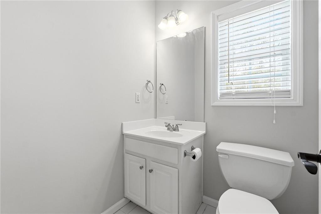 2328 Coinsborough Way