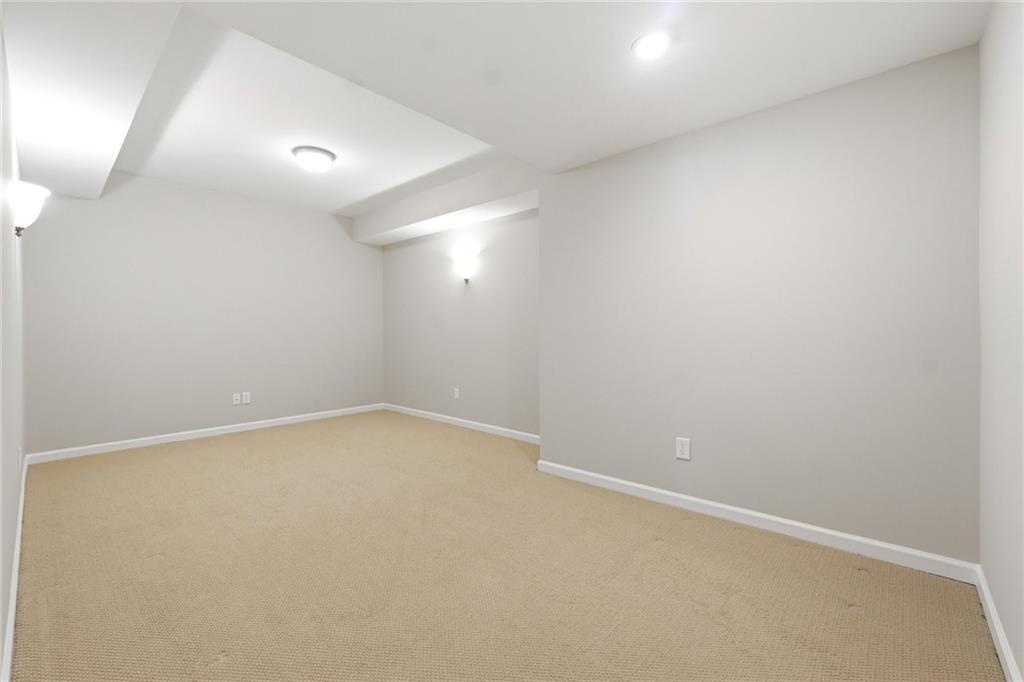 2328 Coinsborough Way