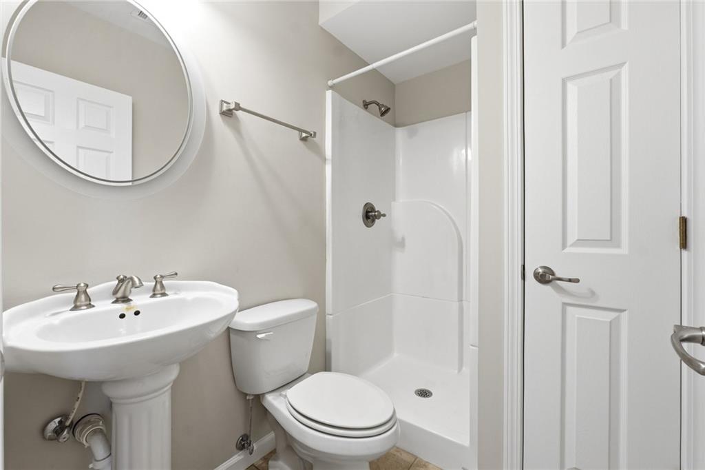 2328 Coinsborough Way