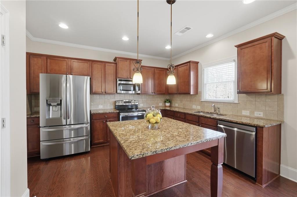 7425 Whistling Duck Way